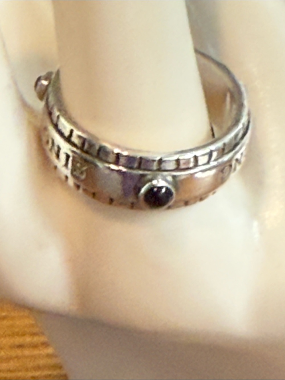 Geoart Sterling Silver 925 Amethyst Spinner Ring SING Fits Size 7.5